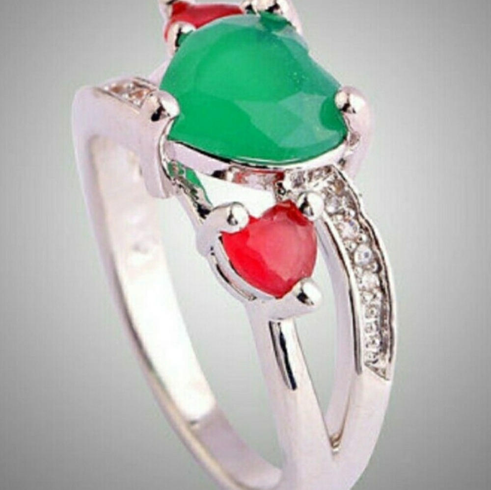 Emerald And Ruby Heart Ring Sz 8 - image 3